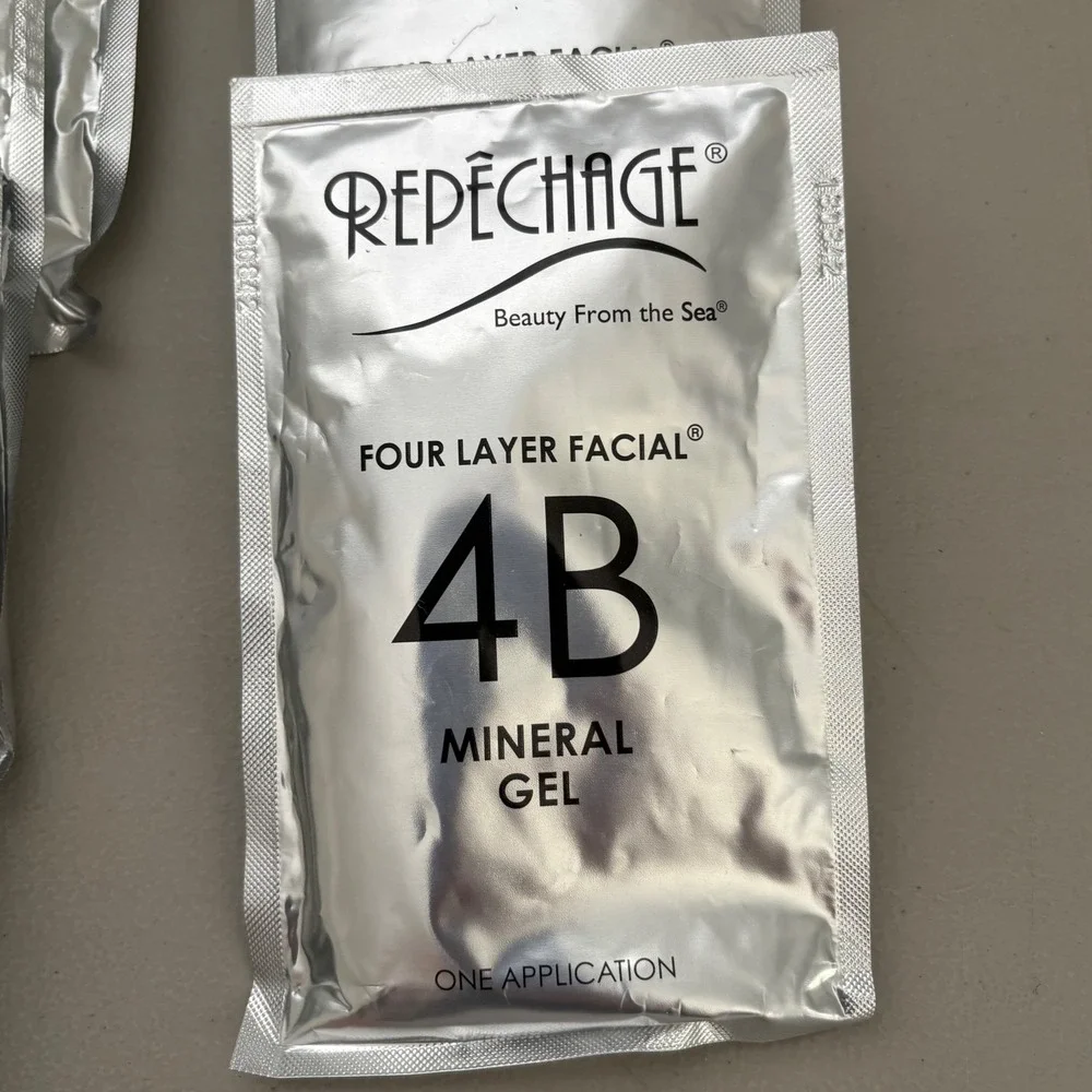 Repechage Four Layer Facial Seaweed & Mineral Mask Packets Professional Set 13pc